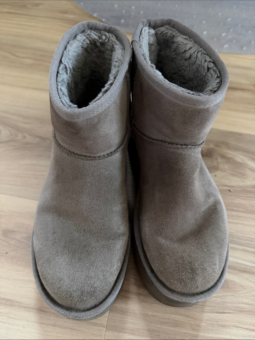 UGG Short Suede Shearling Boots - Taupe Gray